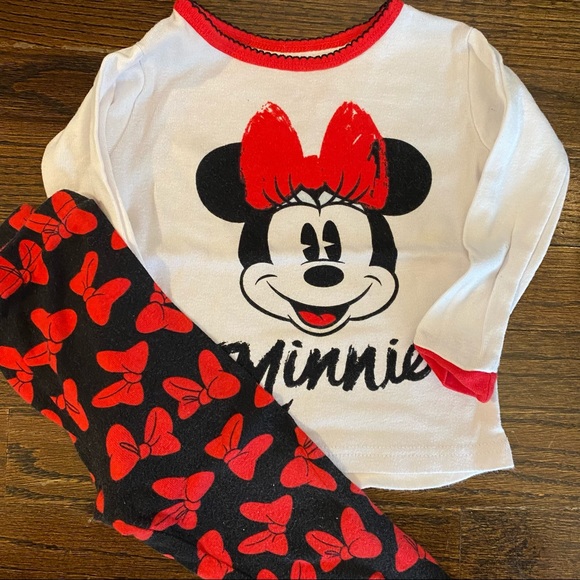 3 Sets of 2T Long Sleeve Minnie Mouse Pajamas - Picture 3 of 5
